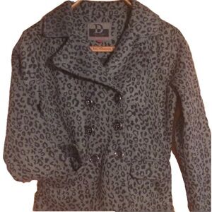 Dollhouse Outerwear (M) gray cheetah pea coat
